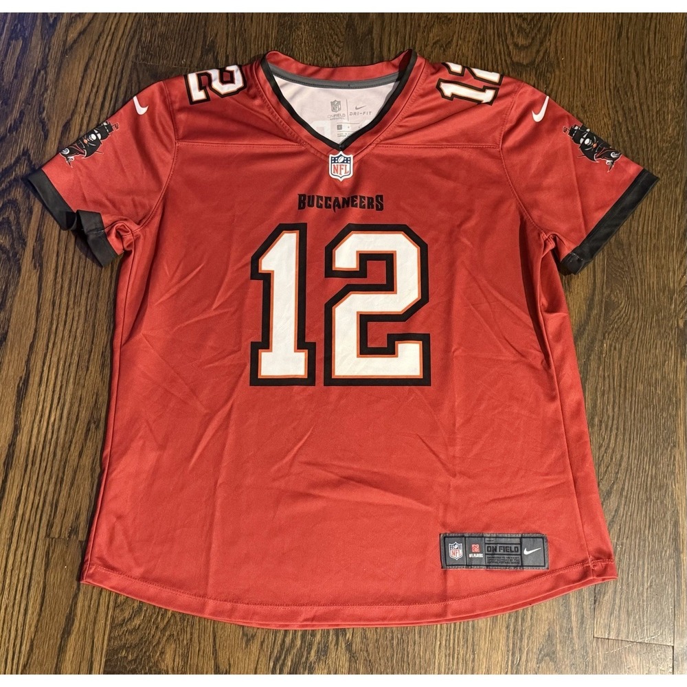 Nike Tampa Bay Buccaneers‎ 2021 Nike #12 Brady Women Jersey Shirt Large Dri Fit